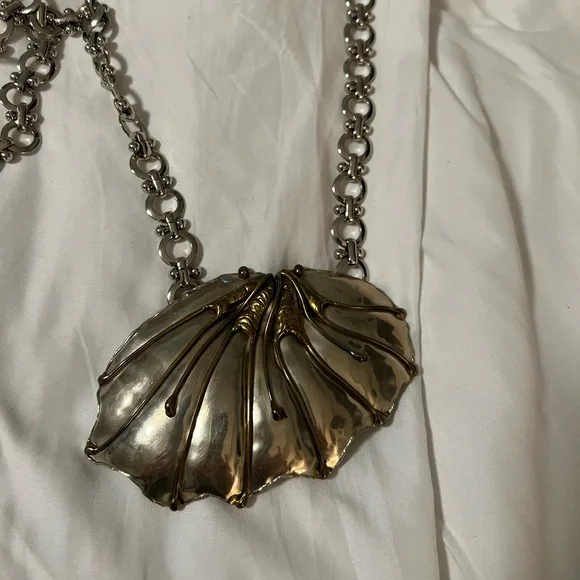 Vintage | Accessories | Art Deco Metal Shell Belt Buckle  display picture 1